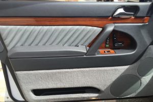 «Καινούργιες» Mercedes S-Class του 1992 πωλούνται 263.000€!