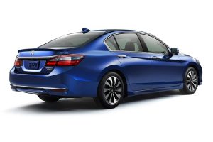 Ανανεωμένο Honda Accord Hybrid με «μίνι» κατανάλωση
