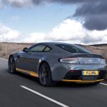 Νέα Aston Martin V12 Vantage S με μηχανικό κιβώτιο 7 ταχυτήτων!