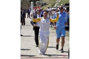 Nissan X-Trail για τη μεταφορά της Ολυμπιακής Φλόγας