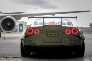 Nissan GT-R NISMO πέτυχε νέο ρεκόρ drift με 305 χλμ./ώρα!