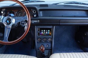 Αναπαλαιωμένη BMW 2002 είναι καλύτερη από καινούργια!