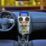 Opel Corsa 1.4 VS Toyota Yaris 1.3