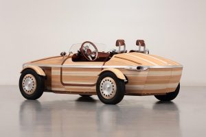 Διθέσιο roadster Toyota Setsuna κατασκευασμένο από ξύλο!