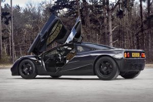 Η McLaren πουλάει μια από τις τελευταίες F1 του 1998