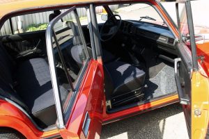 Lada 2105 του 1992 χωρίς χιλιόμετρα πωλείται 7.300 ευρώ!