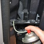 Περιορισμός των ενοχλητικών τριγμών και θορύβων στο αυτοκίνητο