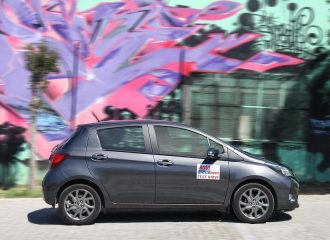 Toyota Yaris ντίζελ 1.4 D-4D 90hp ή βενζίνη 1.33 99 hp