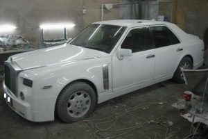 Mercedes E-Class μεταμορφώθηκε σε Rolls-Royce Phantom!