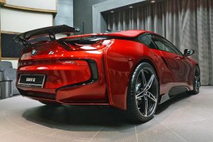 BMW i8 σε αποκλειστικό χρώμα και carbon body kit