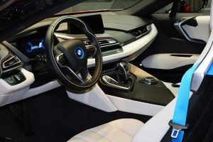 BMW i8 σε αποκλειστικό χρώμα και carbon body kit