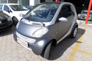 Μεταχειρισμένο smart fortwo με 2.950 ευρώ