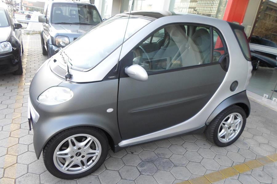 Μεταχειρισμένο smart fortwo με 2.950 ευρώ
