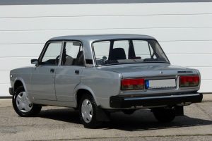 Lada 2107 του 2010 με 35.715 χλμ. σε τιμή… «ευκαιρίας»