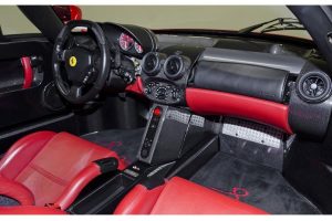 Σπάνια Ferrari Enzo δική σας με… 2,4 εκατομμύρια ευρώ!