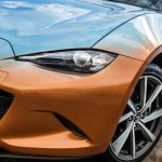 Mazda MX-5 Levanto με χρώμα ηλιοβασιλέματος και τζιν εσωτερικό!