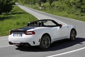 Abarth 124 Spider: Επιδόσεις, τιμές και έναρξη διάθεσης