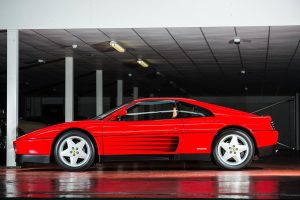 Στο σφυρί Ferrari 348TB του 1990 με 2.500 χιλιόμετρα