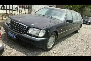 Στο σφυρί 11 κυβερνητικές Mercedes Pullman από 67.500 ευρώ