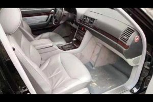 Στο σφυρί 11 κυβερνητικές Mercedes Pullman από 67.500 ευρώ