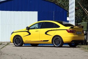 Lada Vesta Sport εμπνευσμένο από το αγωνιστικό Vesta WTCC