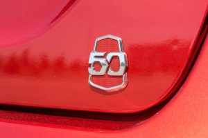 Επετειακά Lada Vesta και XRAY για τα 50 χρόνια της Lada