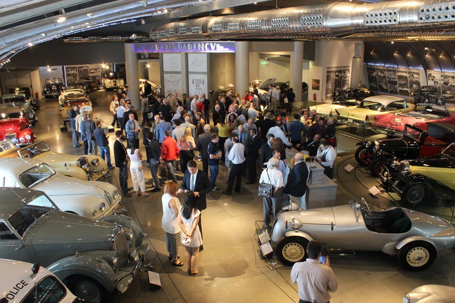 «Διαφανή» αυτοκίνητα στο Ελληνικό Μουσείο αυτοκινήτου