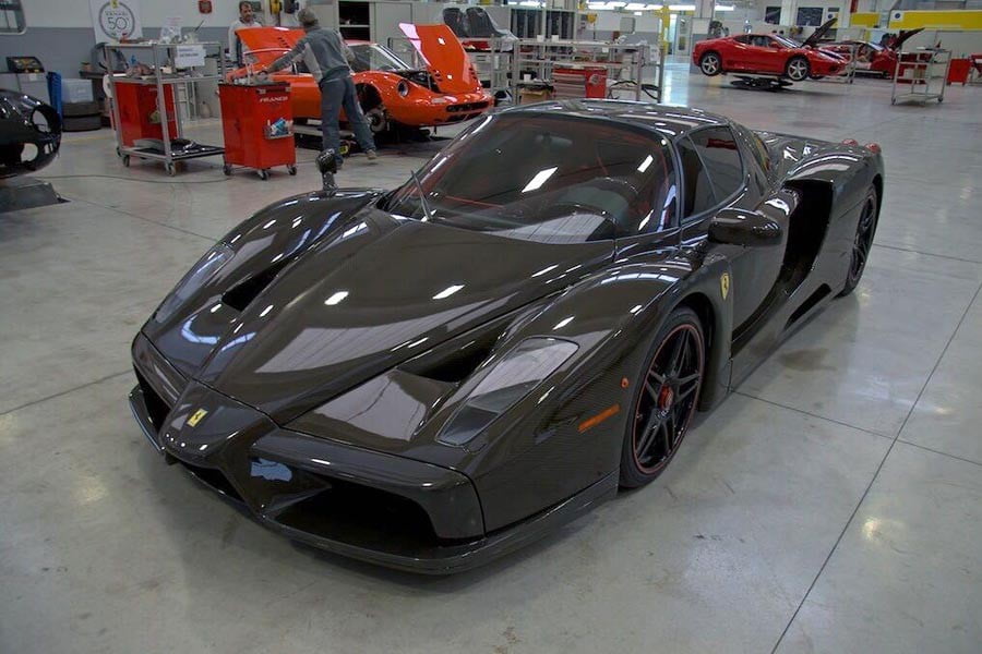 «Διάφανη» Ferrari Enzo πωλείται για 3,1 εκατομμύρια ευρώ!