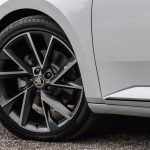 Νέα Skoda Superb SportLine με κινητήρες έως 280 ίππων