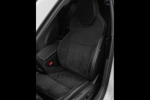 Νέα Skoda Superb SportLine με κινητήρες έως 280 ίππων