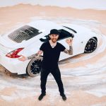 Nissan 370Ζ NISMO κάνει donuts και πασπαλίζει donuts!