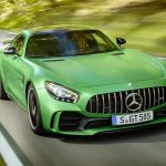 Νέα κτηνώδης Mercedes-AMG GT R με 585 ίππους (+video)