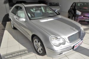 Μεταχειρισμένη Mercedes C 200 Kompressor με 5.645 ευρώ
