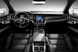 Νέα σπορτίφ και πολυτελή Volvo S90 και V90 R-Design