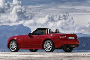 Fiat 124 Spider: Επιδόσεις, τιμές, εκδόσεις και λανσάρισμα