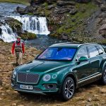 Bentley Bentayga με ειδικό χειροποίητο κιτ... ψαρέματος!