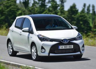 Μικρά αυτοκίνητα βενζίνης που πάνε μακριά με 10 ευρώ