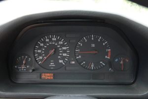 Μοναδική BMW M5 E34 με V12 κινητήρα 420 ίππων από 850CSi
