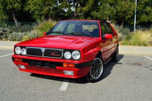 Πωλούνται δύο ακαταμάχητες Lancia Delta HF Integrale!