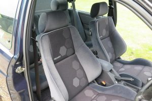 Ford Escort RS Cosworth με 3.915 χλμ. πωλείται 94.000 ευρώ!