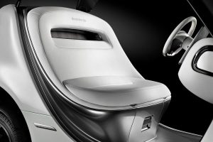 Νέο Mercedes Golf Car είναι το «αστέρι» στα γήπεδα του γκολφ