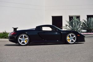 1+ εκατομμύριο ευρώ για Porsche Carrera GT του 2005 με 245 χλμ.
