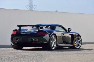 1+ εκατομμύριο ευρώ για Porsche Carrera GT του 2005 με 245 χλμ.