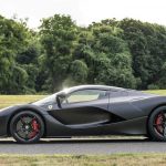 Στο σφυρί η 1 από τις μόλις 3 μαύρες Ferrari LaFerrari!