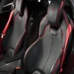 Στο σφυρί η 1 από τις μόλις 3 μαύρες Ferrari LaFerrari!