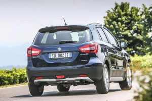 Ανανεωμένο Suzuki SX4 S-Cross και 1.000άρι turbo (+video)