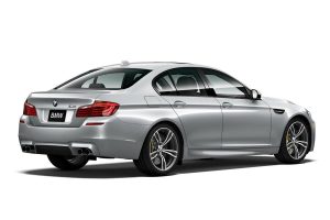 BMW M5 Pure Metal Silver Limited Edition για 50 «τυχερούς»