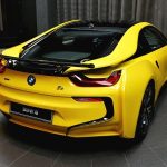 Κιτρινόμαυρο BMW i8 αποκλειστικά στη BMW Αμπού Ντάμπι