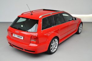 Audi RS 4 Avant του 2001 με 188 χλμ. πωλείται ακριβότερα από R8!