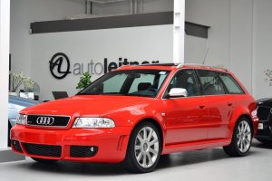 Audi RS 4 Avant του 2001 με 188 χλμ. πωλείται ακριβότερα από R8!
